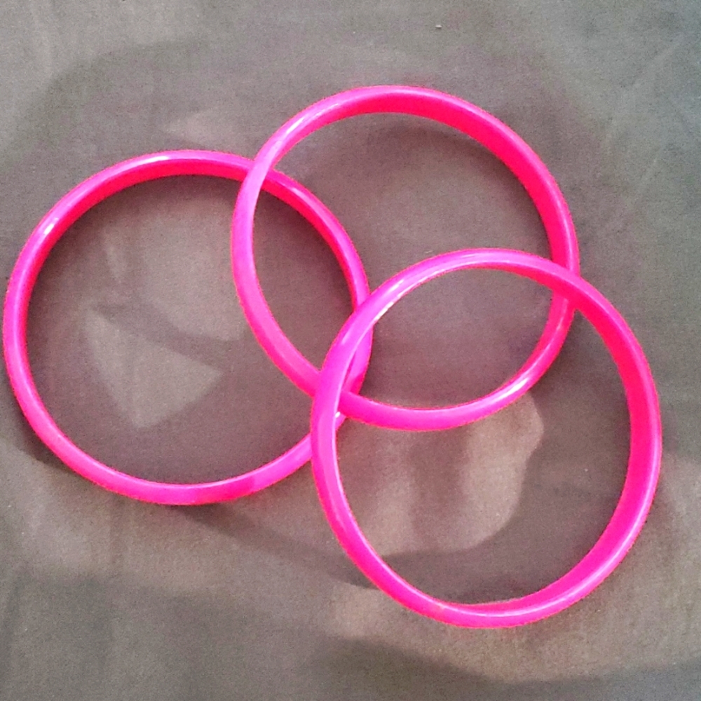 3 Pink Bangles Bracelet Set